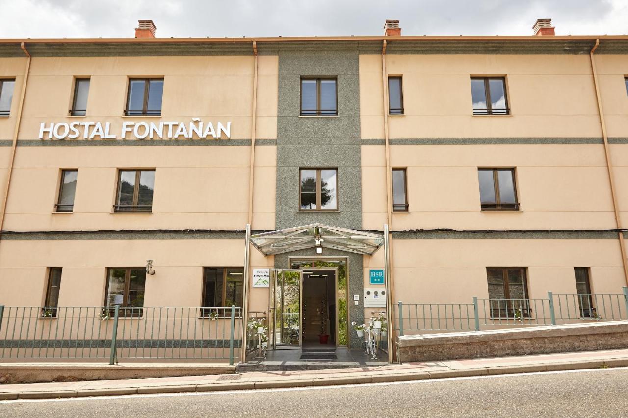 Hostal Fontanan La Pola de Gordon ภายนอก รูปภาพ